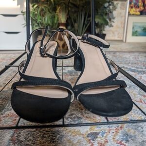 A New Day Womens Size 8.5 Black heels